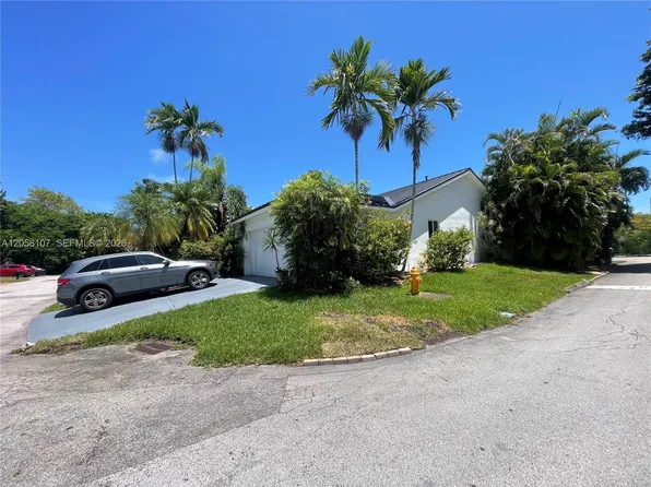 8514 SW 209th Ln, Cutler Bay, FL 33189