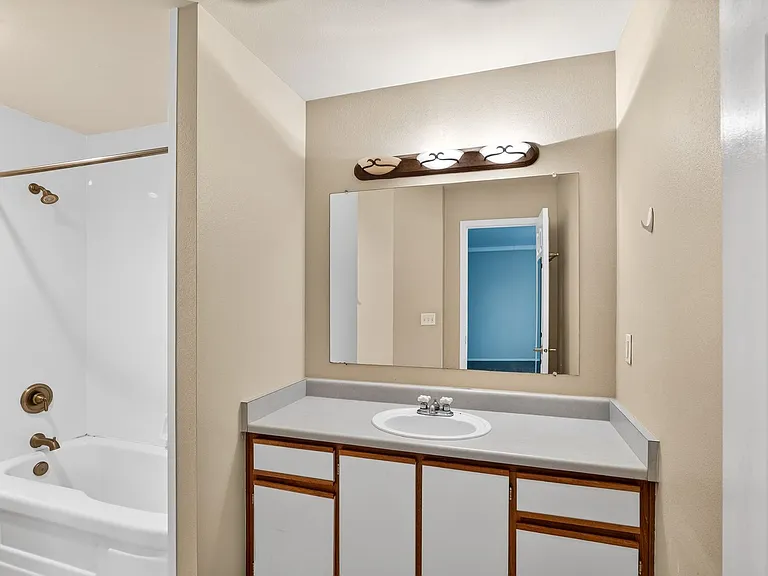 7149 SW Sagert St #102 — Photo 18