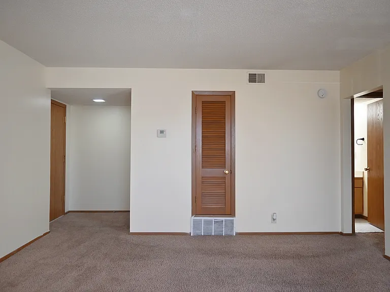 108 Blondo — Photo 28