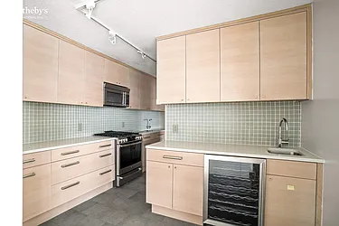 Rented by Sotheby's International Realty