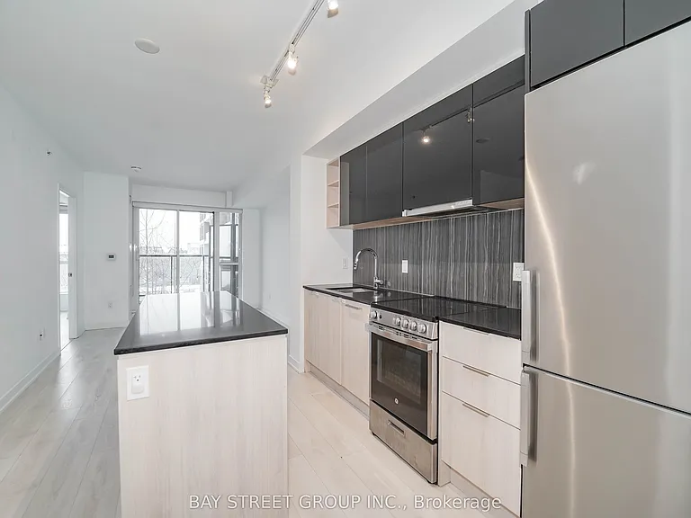 31 Tippett Rd #236 — Photo 6
