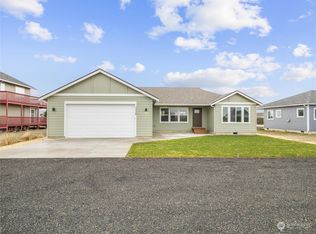 1428 Sand Pebble Ave SW, Ocean Shores, WA 98569