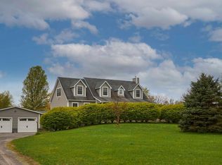 212 Rockefeller Ln, Red Hook, NY 12571