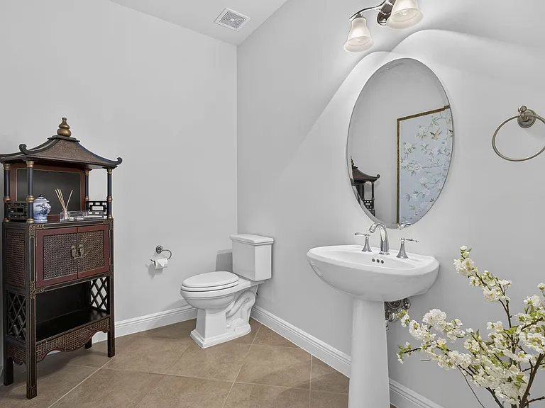 222 Tresana Blvd #44 — Photo 16
