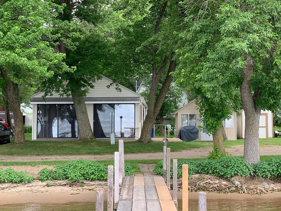1st image of 20932 Blue Water Dr