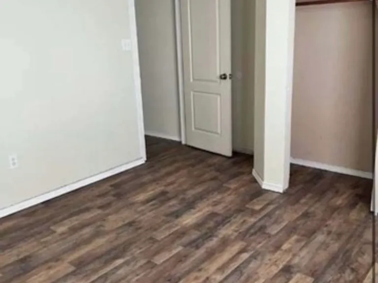 Sandy Rock Dr — Photo 7