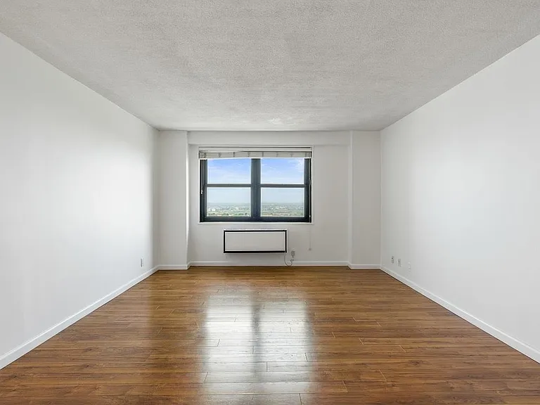 7855 Boulevard East #27H — Photo 8