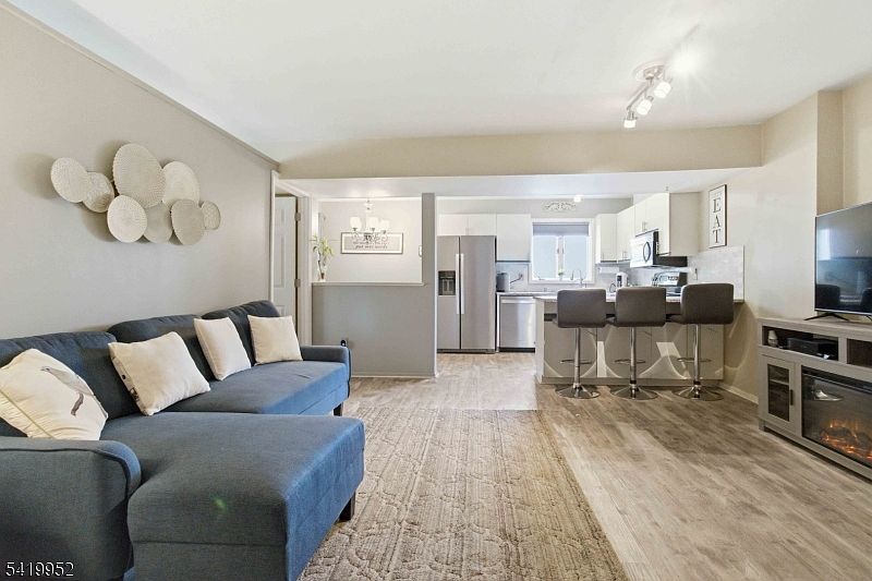 1st image of 51 Mount Kemble Ave APT 207