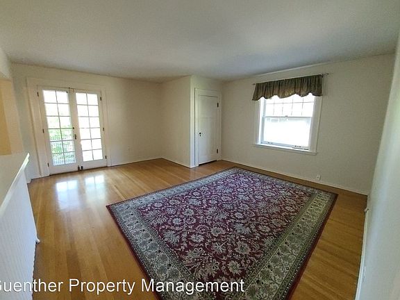 3rd image of 607 S Monroe St #8623142