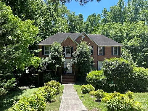 3800 Oldfield Rd Photo 1