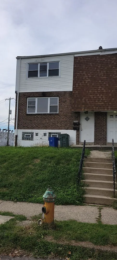 8800 Cottage St. — Photo 1