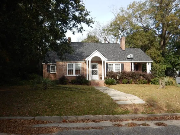 5 Walker St, Summerton, SC 29148