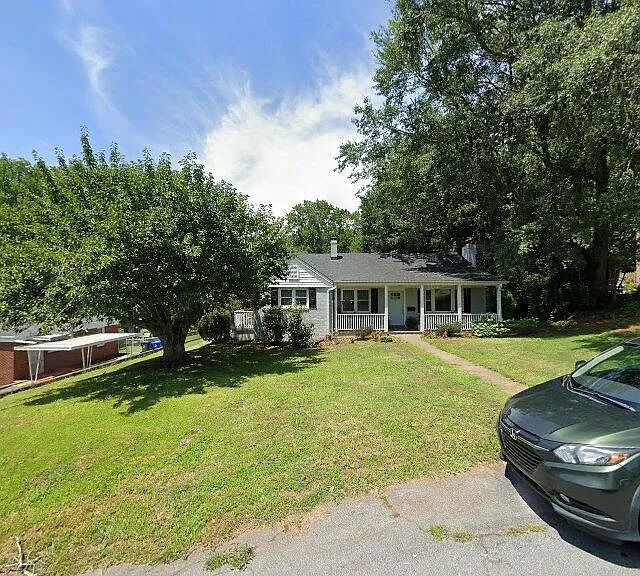 7 Ashford Ave — Photo 15