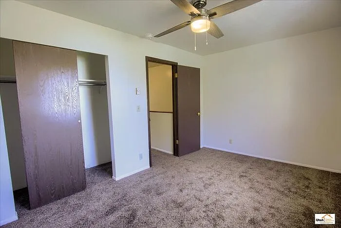 870 N Jackson Ave #8 — Photo 24