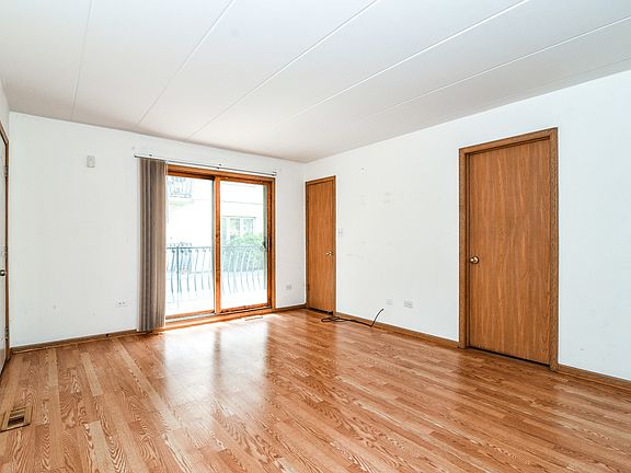 4th image of 4423 Prescott Ave APT 201