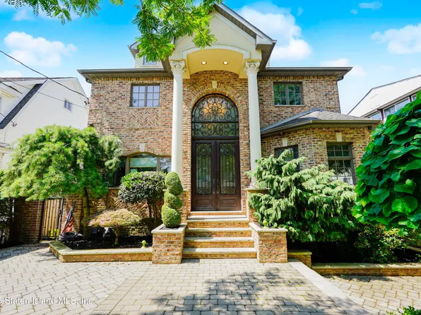 156 Delaware Ave, Staten Island, NY 10304