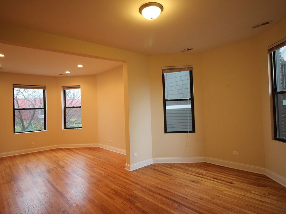 1st image of 5407-09 N Ravenswood Ave