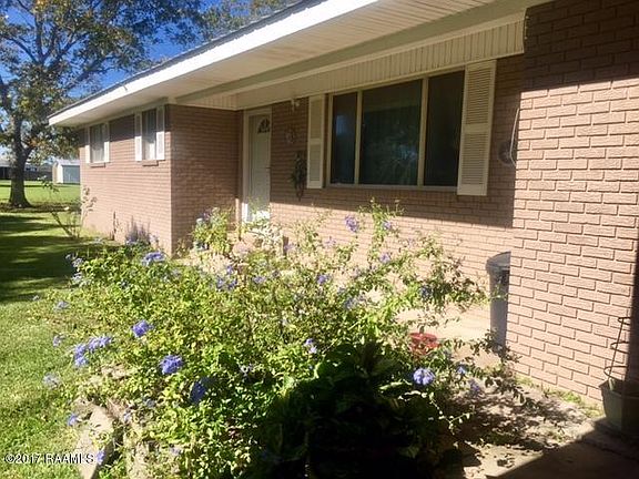 2nd image of 137 Markland Ln
