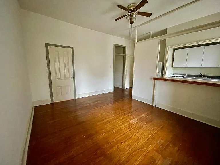 110 N 34th St #3F — Photo 1