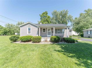 1135 New Trenton Rd, Highland, IL 62249