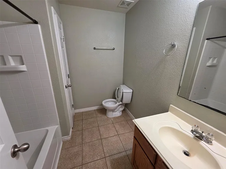 9014 Kerry Prairie Ln — Photo 21