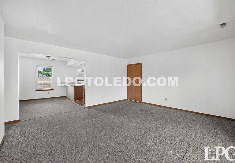 811 Hilltop Ln #201 — Photo 10