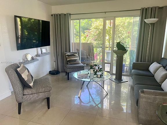 3rd image of 8887 Fontainebleau Blvd APT 306