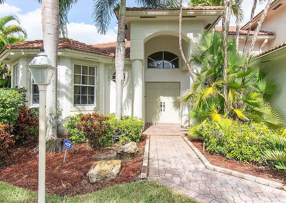 1st image of 13813 NW 21st St