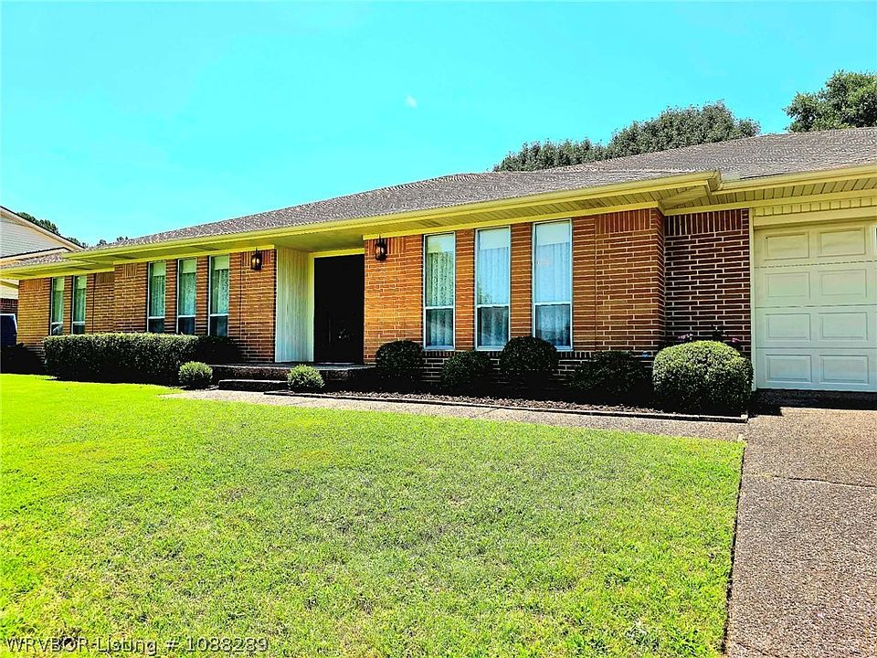 1st image of 7800 Dover Cir