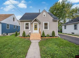 829 Center St, North Mankato, MN 56003