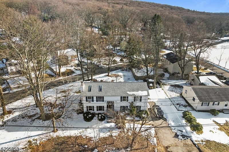 423 Warwick Tpke, Hewitt, NJ 07421 MLS 3909046 Zillow