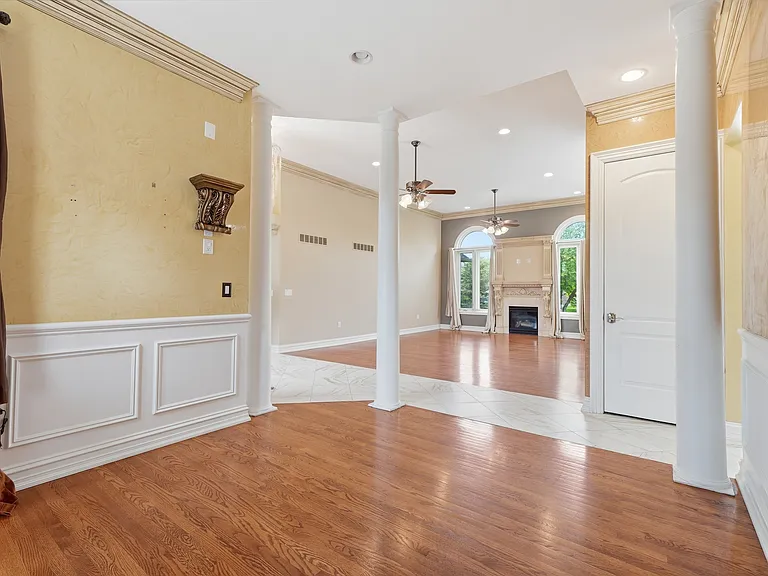 13697 Silent Woods Dr — Photo 9