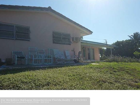 2nd image of 1011 SE 5th Ave