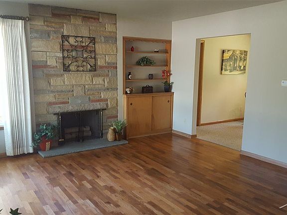 31295719_2