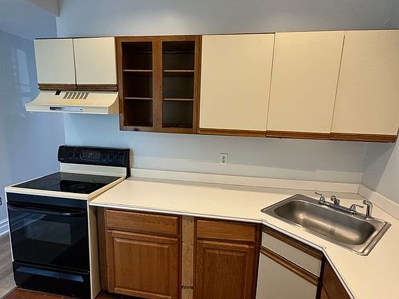 5th image of 39 N 11th St #39B
