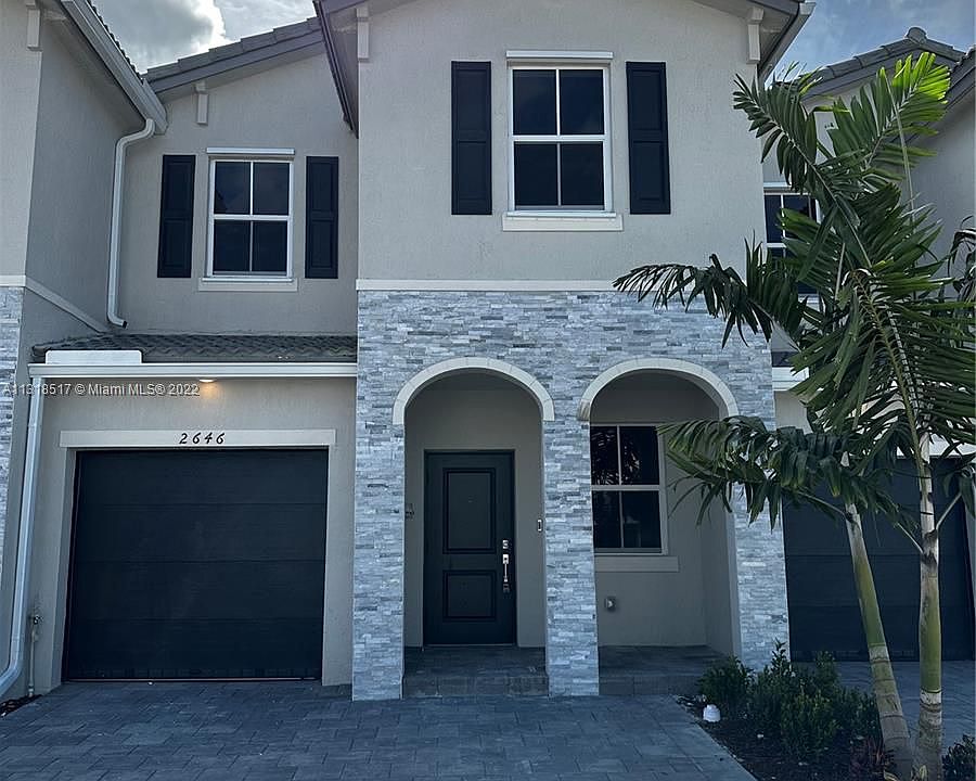 1st image of 2616 SE 10th St #2616