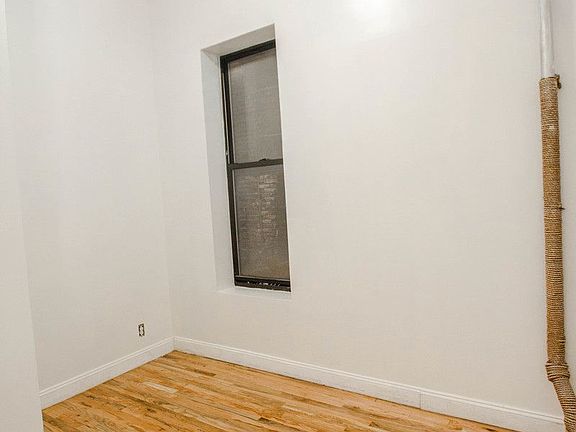 4th image of 200 W 94th St Frnt 1