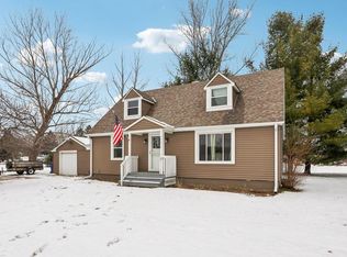 1226 E Drexel Ave, Oak Creek, WI 53154