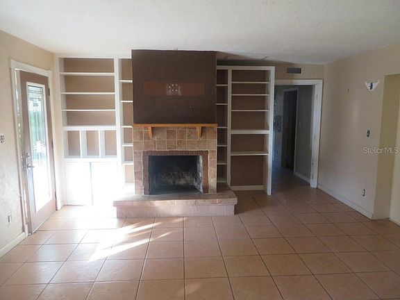 2nd image of 4011 Felipi Ln