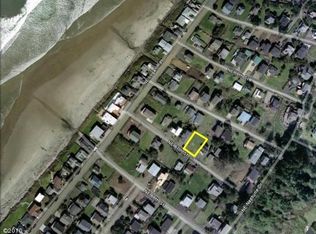 1800 NE 67th St, Lincoln City, OR