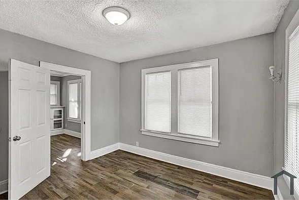 1431 W 26th St — Photo 3
