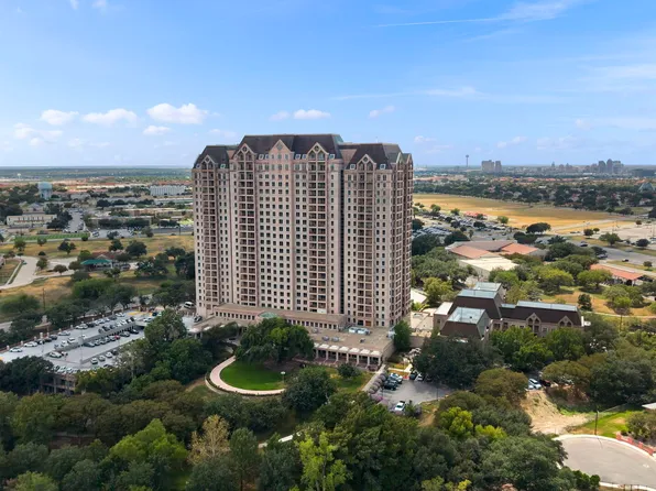 1 TOWERS PARK LN #2304, San Antonio, TX 78209