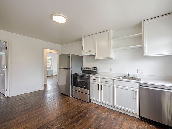 3rd image of 2425 E St NE APT 4