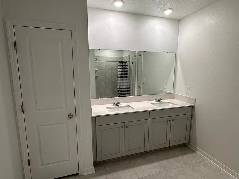605 Sand Pine Ln — Photo 10