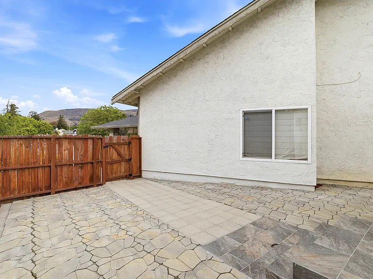 1802 Ponca Ct — Photo 21