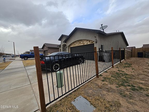 4th image of 13157 Cozy Cove Ave