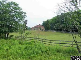 12855 Stamper Rd, Brogue, PA 17309