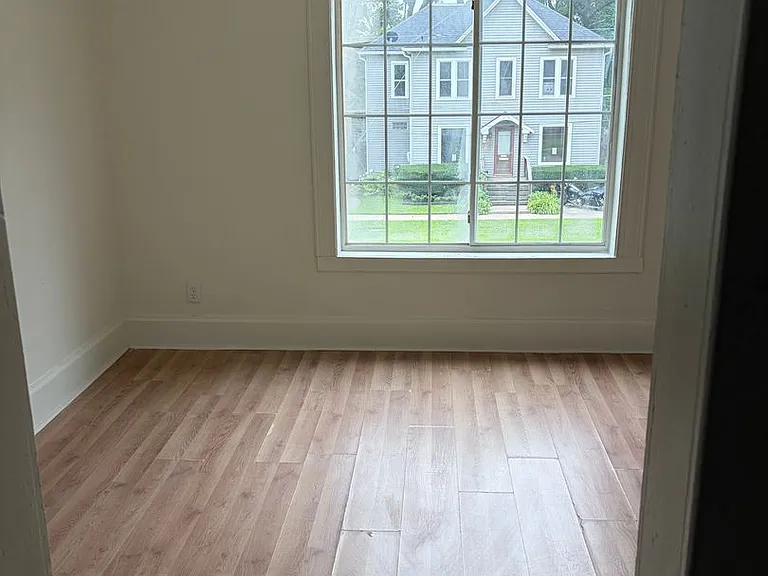 1013 Mulberry St — Photo 11