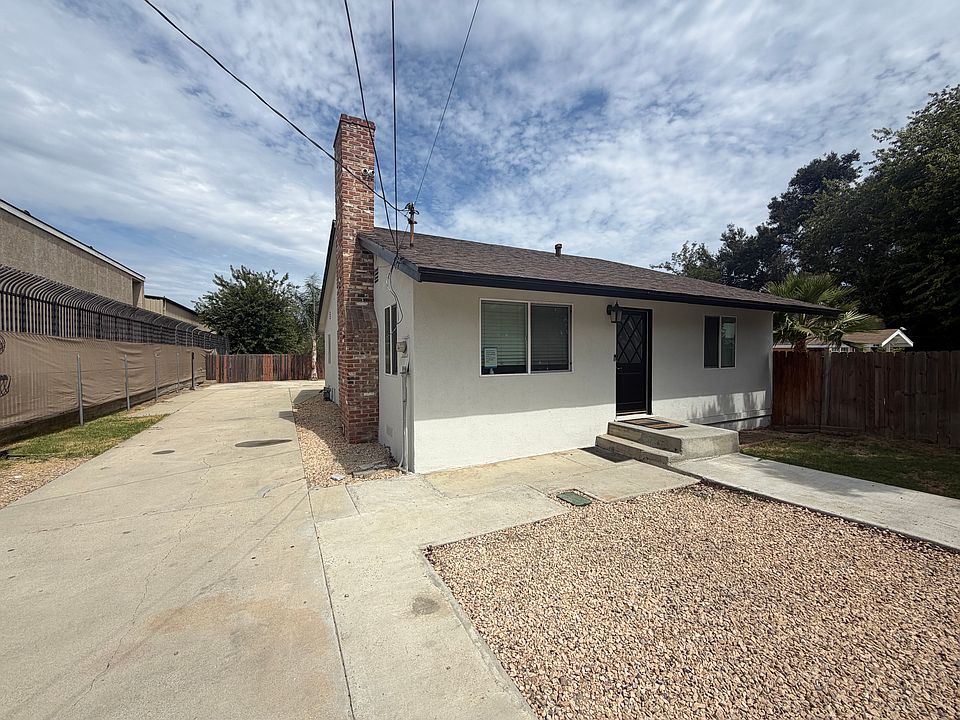 1st image of 11203 Roswell Ave