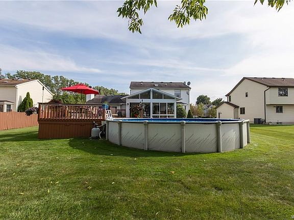 5th image of 3715 Meadowbrook Dr